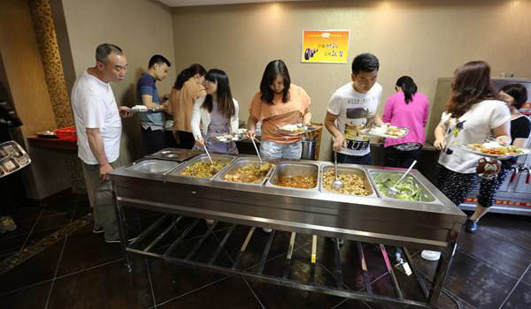 什么是團膳服務,食堂是否屬于團膳膳食？